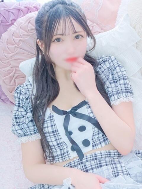 りさ E+アイドルスクール新宿・歌舞伎町店（デリヘル）