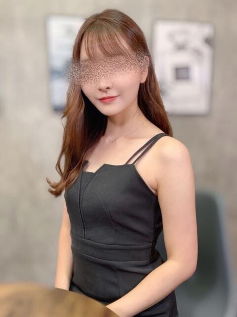 西内 芽衣奈 Firenze(フィレンツェ)（高級デリヘル）