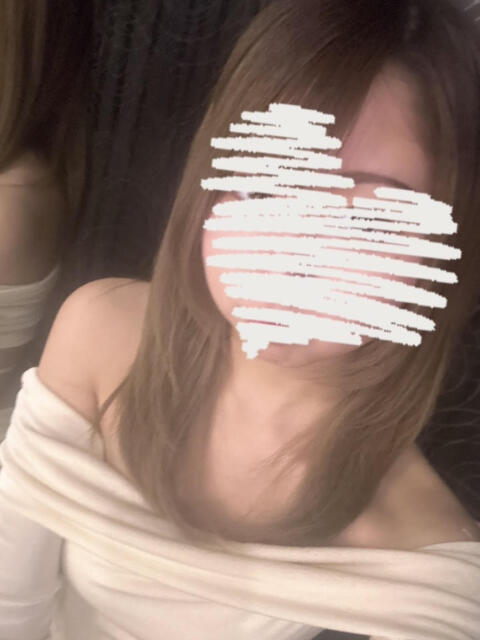 みな オースリー（キャバクラ）