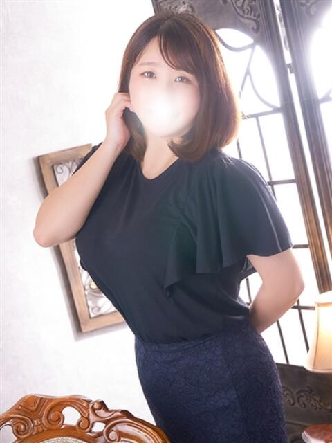 七瀬 鶯谷人妻城（人妻路上待ち合わせデリヘル）