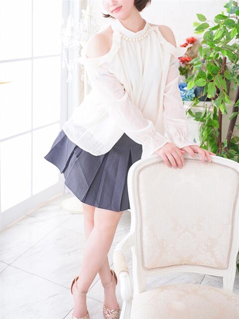 玉置 聖華 人妻セレブ宮殿（人妻デリヘル）