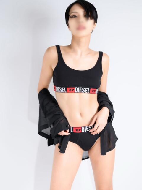 ななお スチュワーデス（ソープランド）