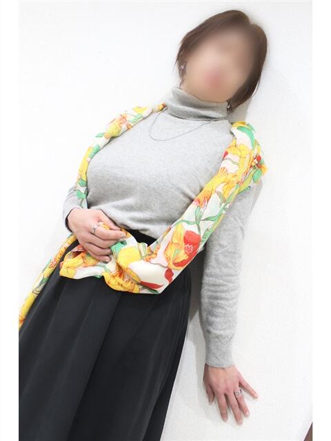 せり 性腺熟女100％（デリヘル市場）（デリヘル）