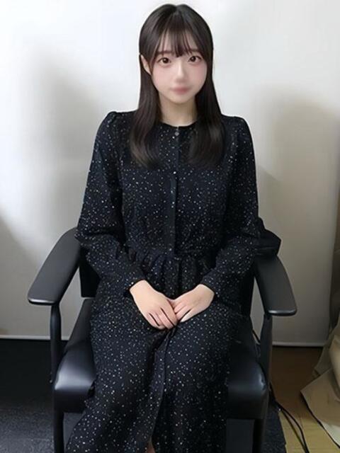 ねむ☆モデル級の純情美少女☆ ハイクラスド素人倶楽部（デリヘル）