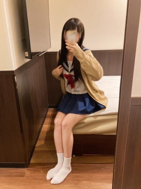 みり 池袋S級素人派遣型東京美少女物語（派遣型リフレ）