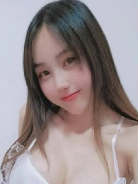 ふゆか 極嬢（アジアンデリヘル）