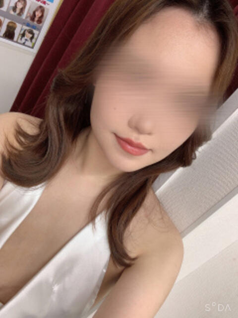 あずさ エマニエル秋葉原（セクキャバ）