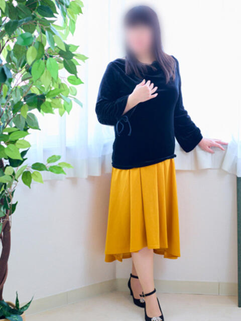 なつ 奥様の実話 梅田店（人妻ホテヘル）