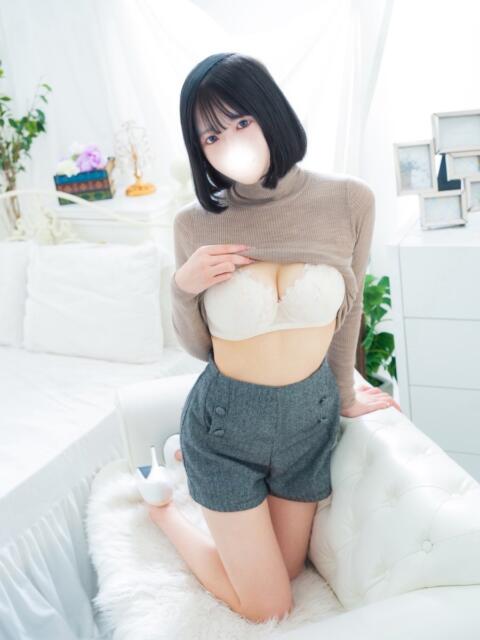 りんか【天然G乳ルックス最強】 かわいい素人女子TOP100(地方出身者編)（デリヘル）