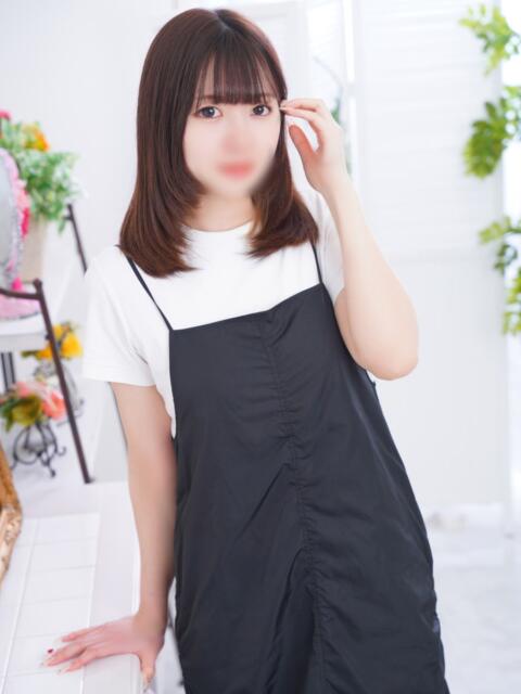 じゅり【TWI〇Eモモ似美女】 かわいい素人女子TOP100(地方出身者編)（デリヘル）