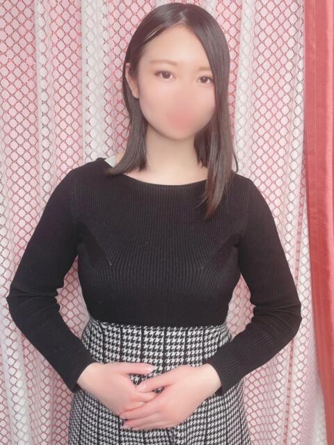 しずく【色気むんむん黒髪美女】 かわいい素人女子TOP100(地方出身者編)（デリヘル）