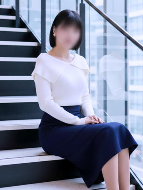 天音 ミセスラウンジ東京(人妻系デリヘル)