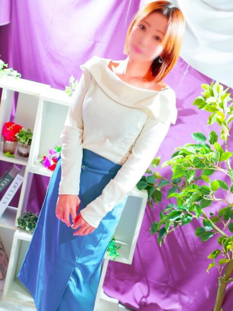 すずか 美熟女倶楽部Hip's 春日部店（待ち合わせデリヘル）