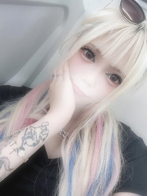 りり 横浜ギャルの宅急便（デリヘル）