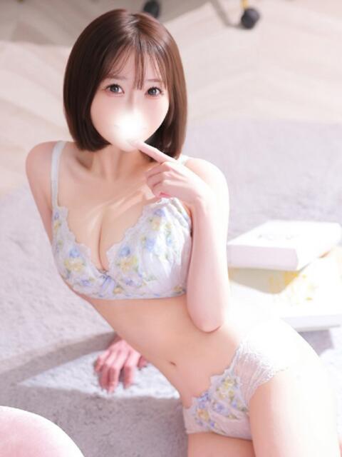 かすみ★S級×爆乳最高峰の逸材 Bell~S級美女お姉様・人妻デリヘル~(デリヘル)