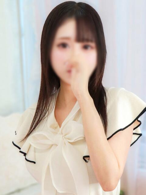 みお 高級オナクラ　ひよこクラブ（オナクラ・手コキ）