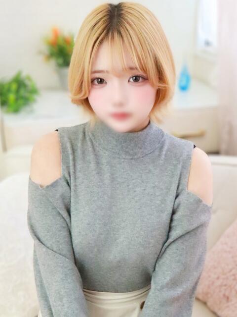 もね 高級オナクラ　ひよこクラブ（オナクラ・手コキ）