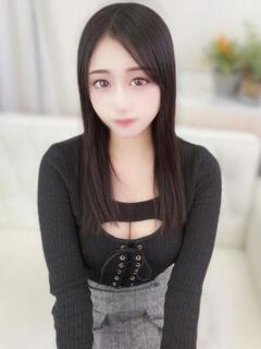 まな 高級オナクラ　ひよこクラブ（新宿・歌舞伎町/デリヘル）