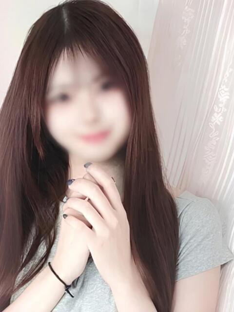 まこ 高級オナクラ　ひよこクラブ（オナクラ・手コキ）