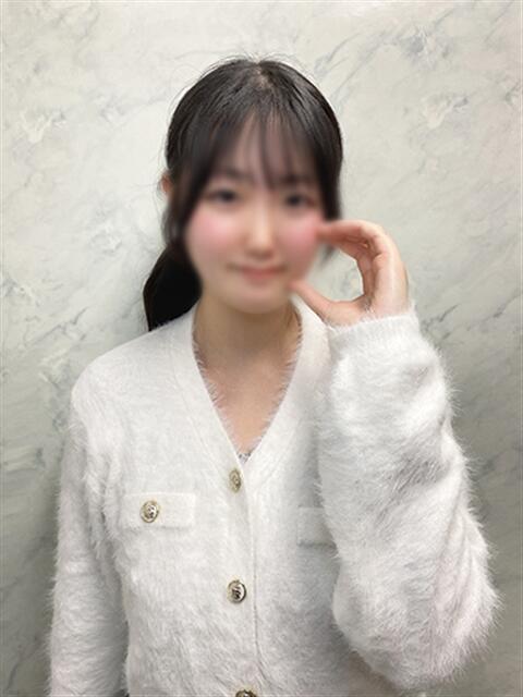 なゆ 渋谷くいーんず（素人専門ホテヘル＆デリヘル）