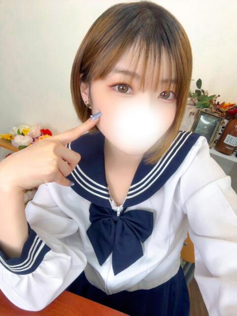 リオ(妹系天使ちゃん) ペロ×2キャンディ（デリヘル）