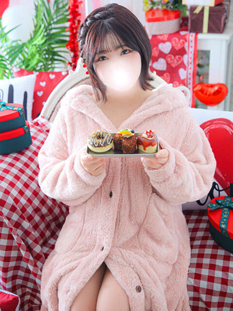 つむぎ 白い巨乳（ホテヘル）