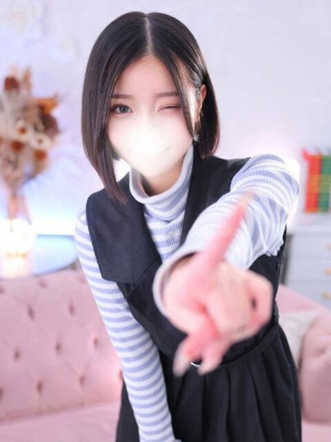 ひびき★坂道系イチャ好きJD★ S級素人清楚系デリヘル chloe（デリヘル）