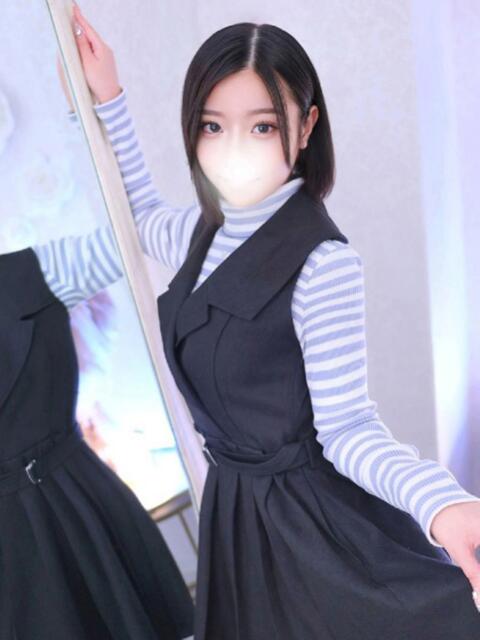 ひびき★坂道系イチャ好きJD★ Chloe五反田本店　S級素人清楚系デリヘル（デリヘル）