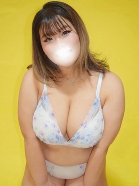 ゆめ エンジェルマスカット（巨乳ぽっちゃりデリヘル）
