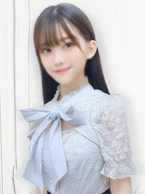 ひいな　隠れEカップ 渋谷初！素人女子大生専門店 渋谷現役女子大生図鑑（デリヘル）