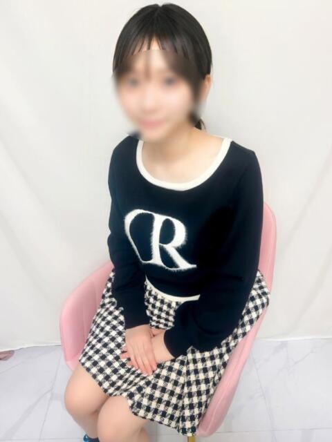 もゆ　素人本物〇女 渋谷業界未経験（素人系デリヘル）