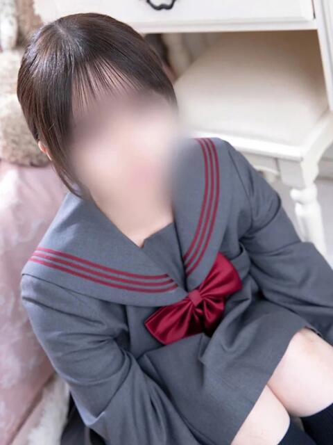 ここ 新宿・本格コスプレ素人アイドル学園イメクラ「新入生」（デリヘル）