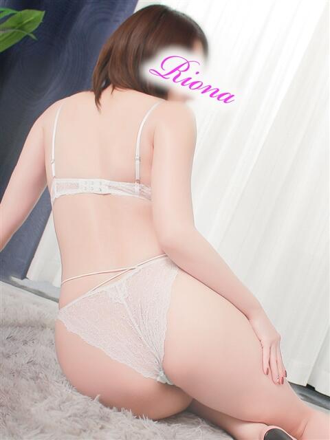 りおな 水戸人妻花壇（人妻系デリヘル）