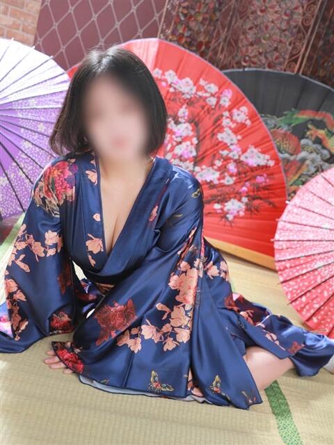 つむぎ YESグループ　華女（ファッションヘルス）