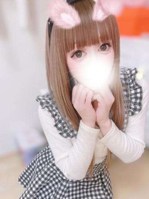 ドエロなお嬢様ゆりあちゃん ロイヤル　アテンダー（デリヘル）