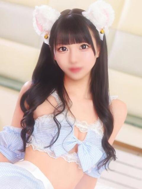 月城りな ウルトラハピネス（デリヘル）