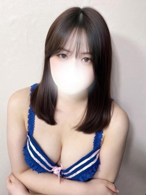 うるみ ぽっちゃり巨乳素人専門店ぷにめろ渋谷店（ぽっちゃり系デリヘル）