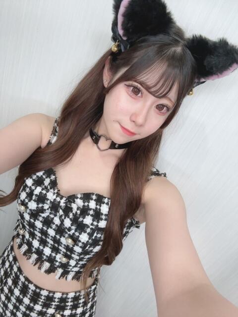 ひとみ Platinum Legend(プラチナムレジェンド)（デリヘル）