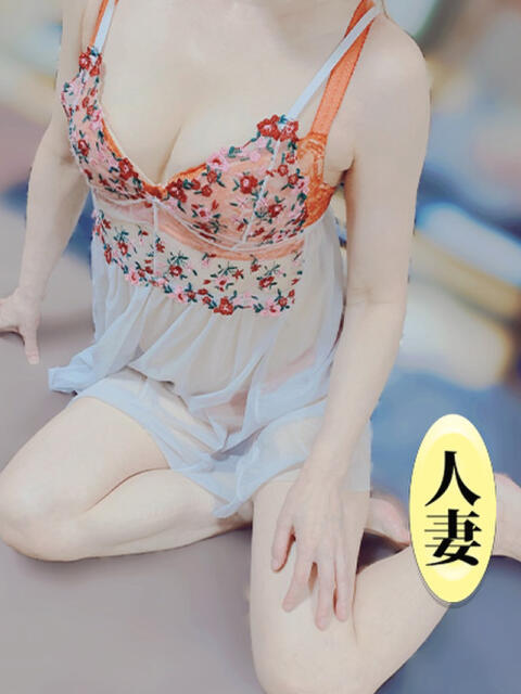 一条かりん 人妻コレクション（【非風俗】メンズエステ）