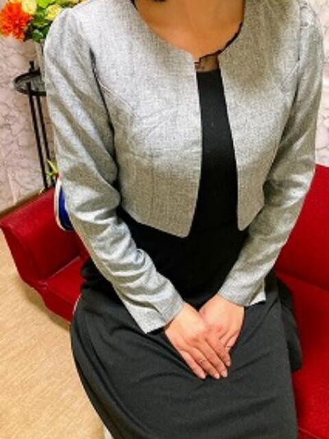 加奈　(カナ) バードムーン（人妻デリヘル）