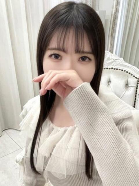 栞（しおり） ROYAL FACE FUKUOKA（デリヘル）