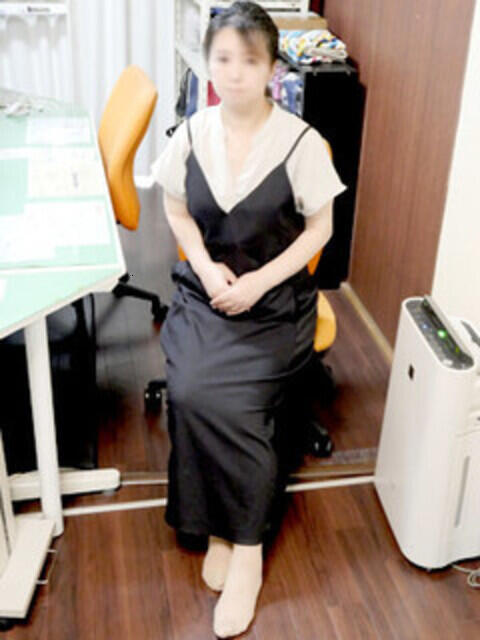 藤田 誘惑マル秘ミセス(人妻デリヘル)