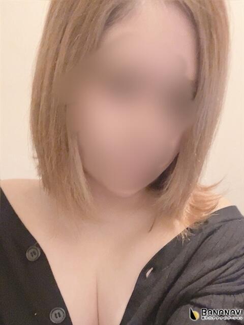 新人初日⭐️るな⭐️ Pine(パイン)（人妻系デリヘル）