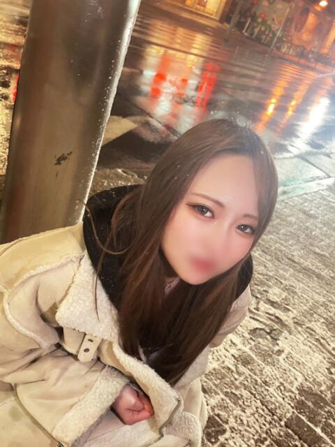 ろあ とある風俗店♡やりすぎさーくる新宿大久保店♡で色んな無料オプションしてみました（デリヘル）