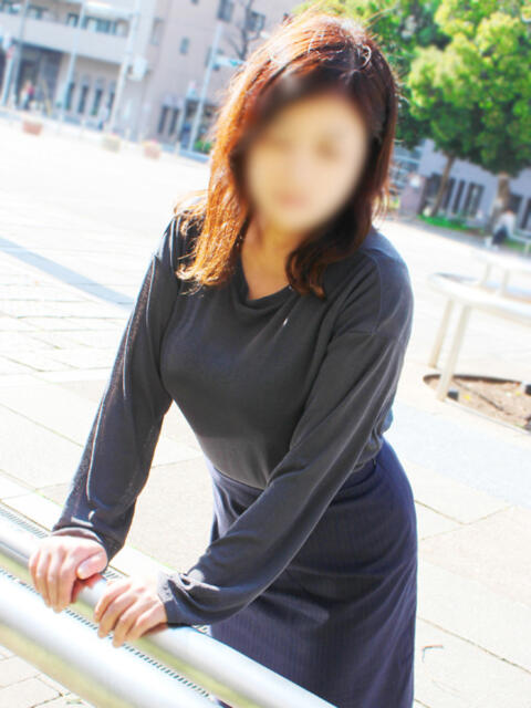 あずさ 完熟ばなな 横浜（人妻熟女デリヘル）