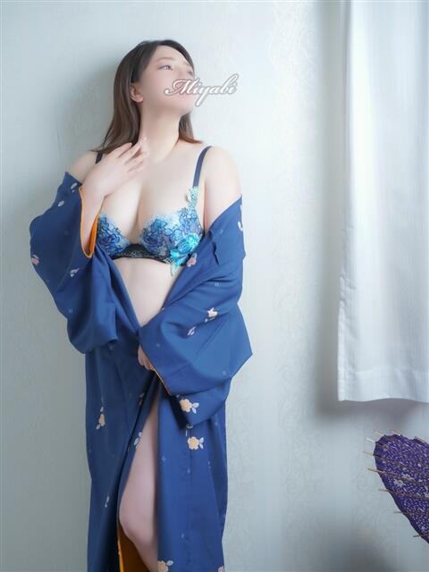 みやび 西船人妻花壇（人妻デリヘル）