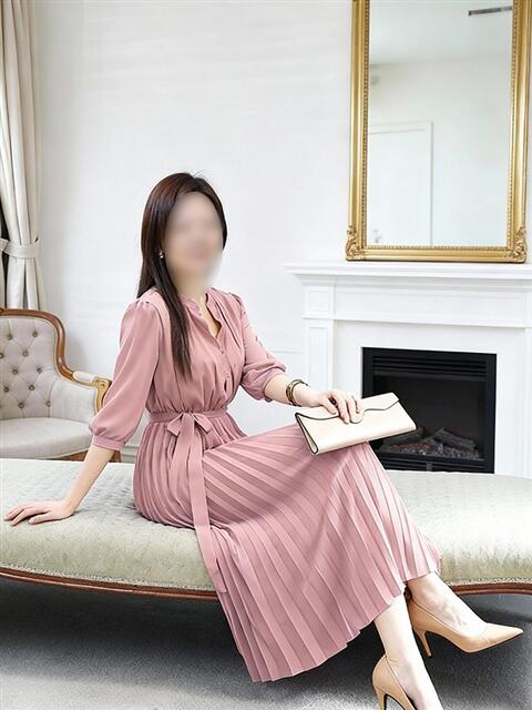 新人・めい 人妻花かんざし（人妻デリヘル）