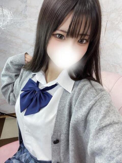 完璧美少女あやねちゃん（体験） ロイヤル　アテンダー（デリヘル）