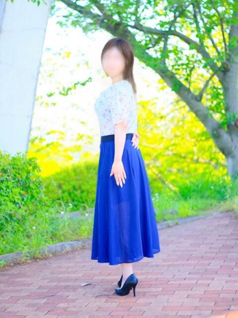 冬野 春香 こあくまな熟女たち 神戸西・明石店（KOAKUMAグループ）（人妻・熟女デリヘル）