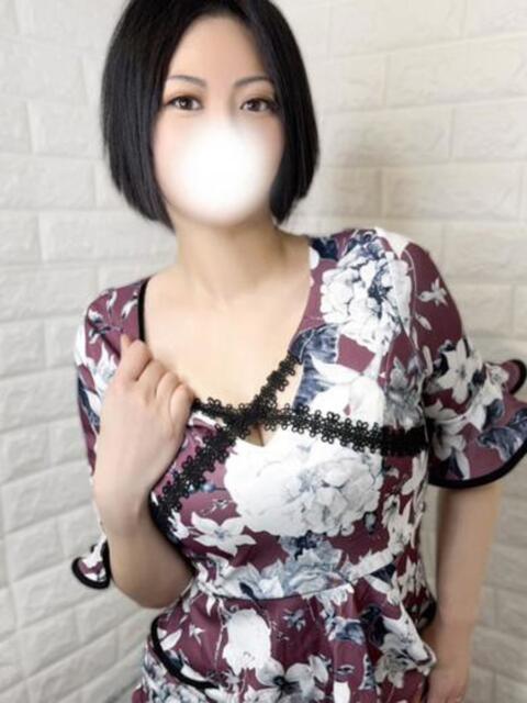 東條　えりか マダム美林　札幌店（人妻ヘルス）